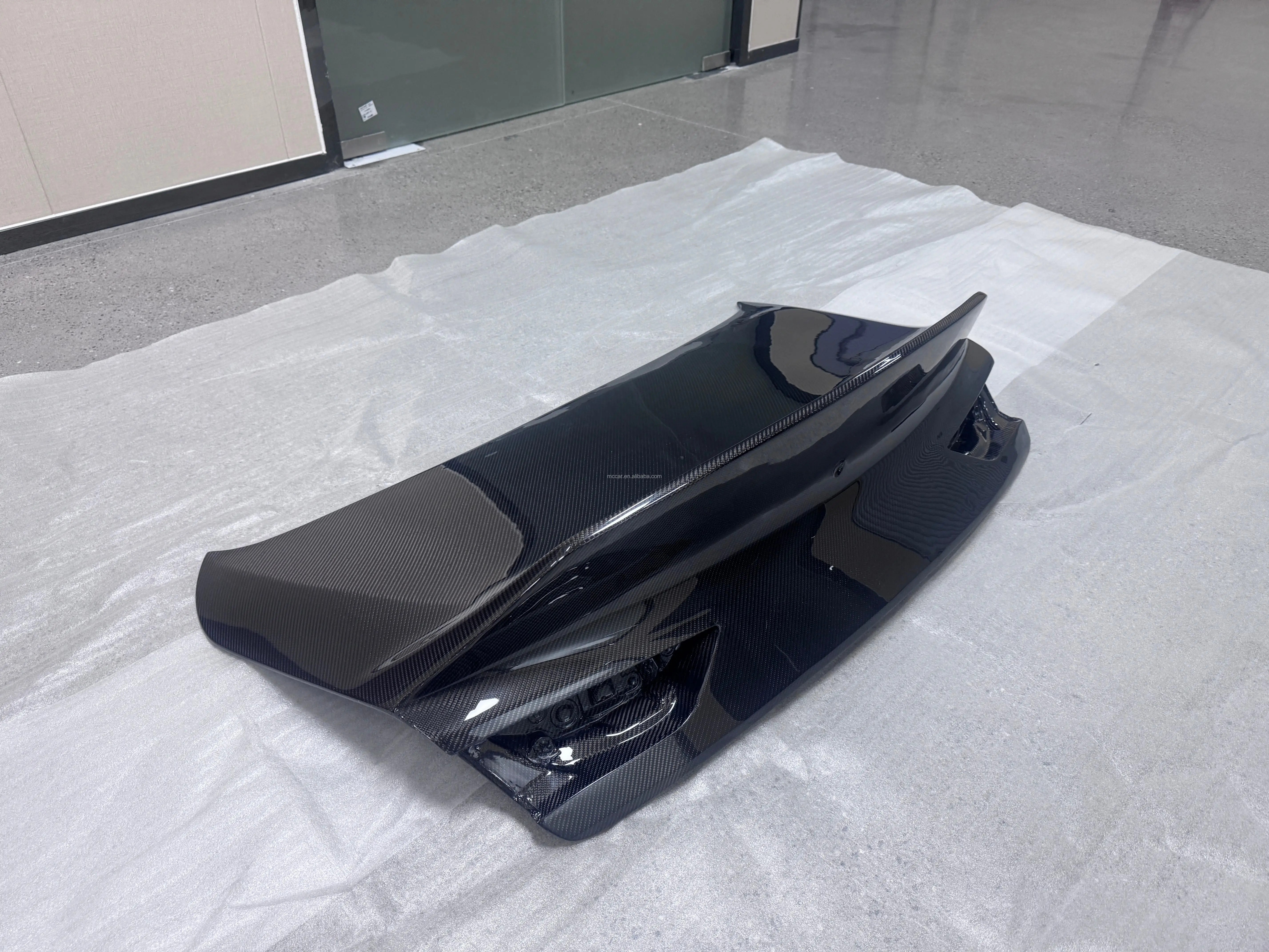 High Glossy Carbon Fiber Rear Trunk Accessory for Infiniti Q60 Trunk Boot Lid Cover Hood